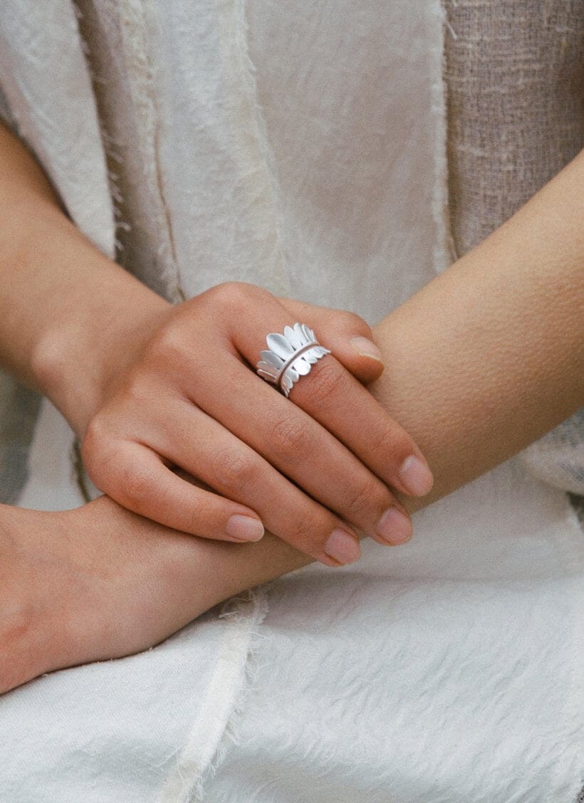 Cunzu Miao Floating Skirt Ring
